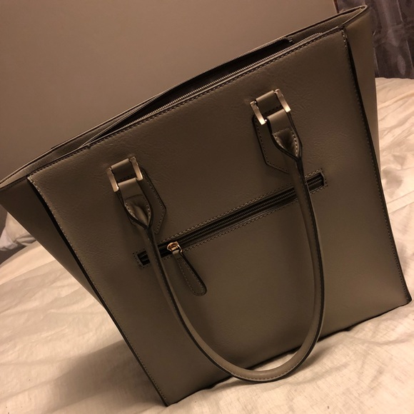 Gray Handbag - Picture 1 of 3